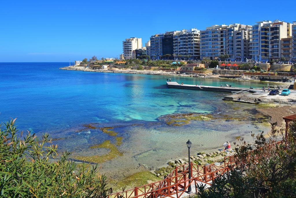 Apartment With Stunning Seaviews Sliema Extérieur photo