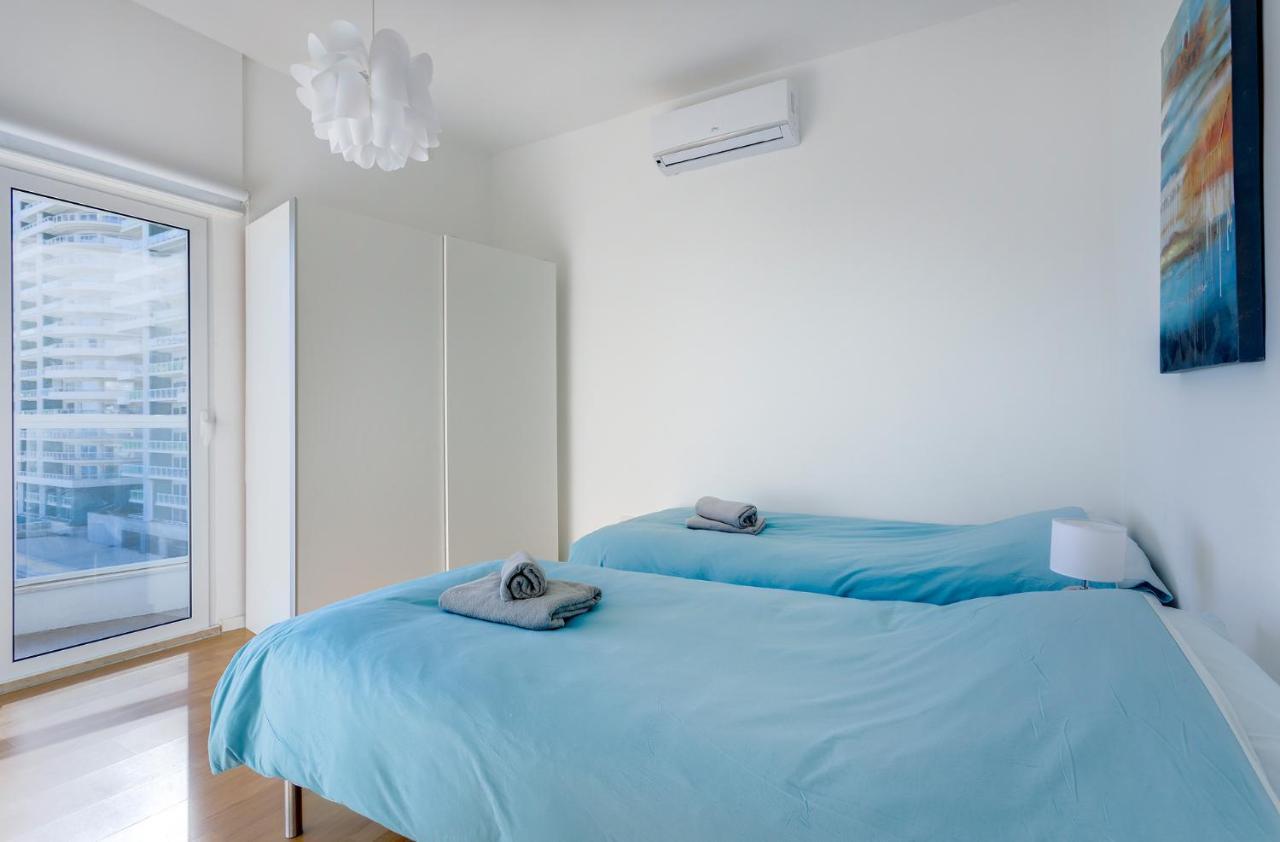 Apartment With Stunning Seaviews Sliema Extérieur photo