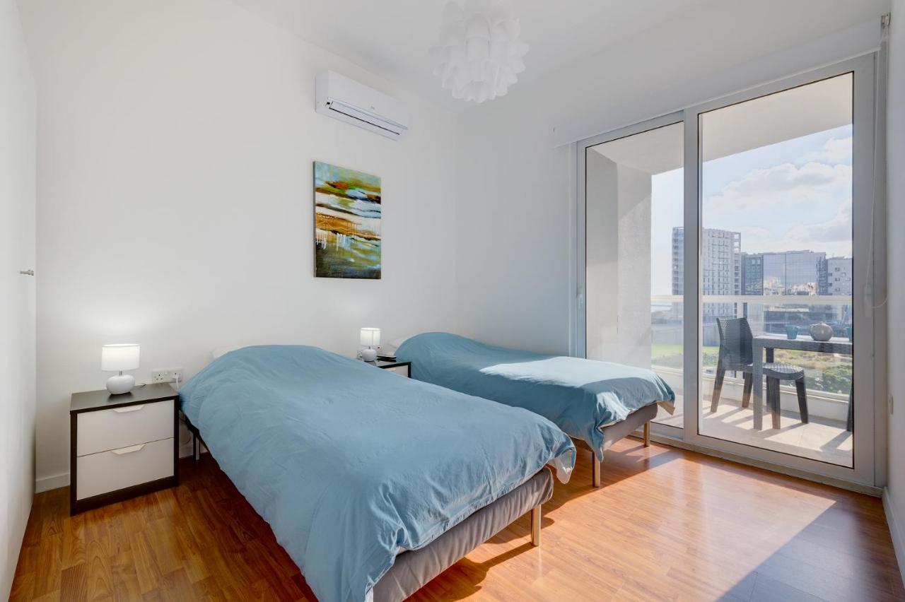 Apartment With Stunning Seaviews Sliema Extérieur photo